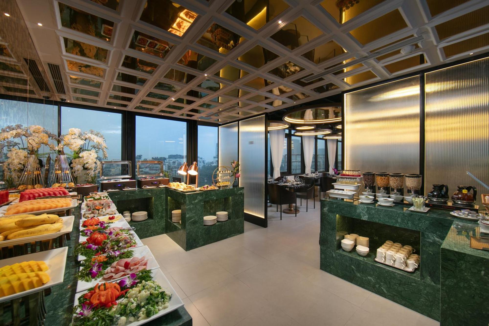 Le Premier Hotel & Rooftop Bar Hanoj Exteriér fotografie