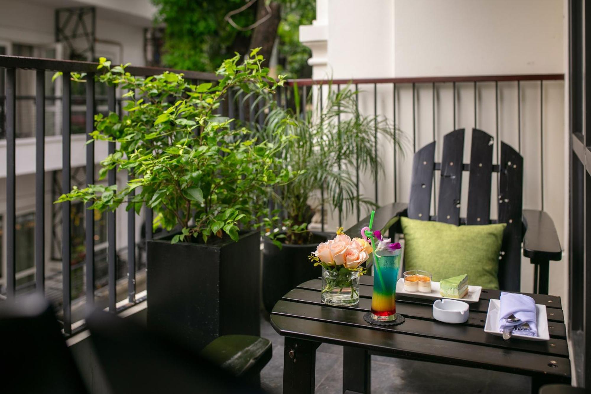 Le Premier Hotel & Rooftop Bar Hanoj Exteriér fotografie