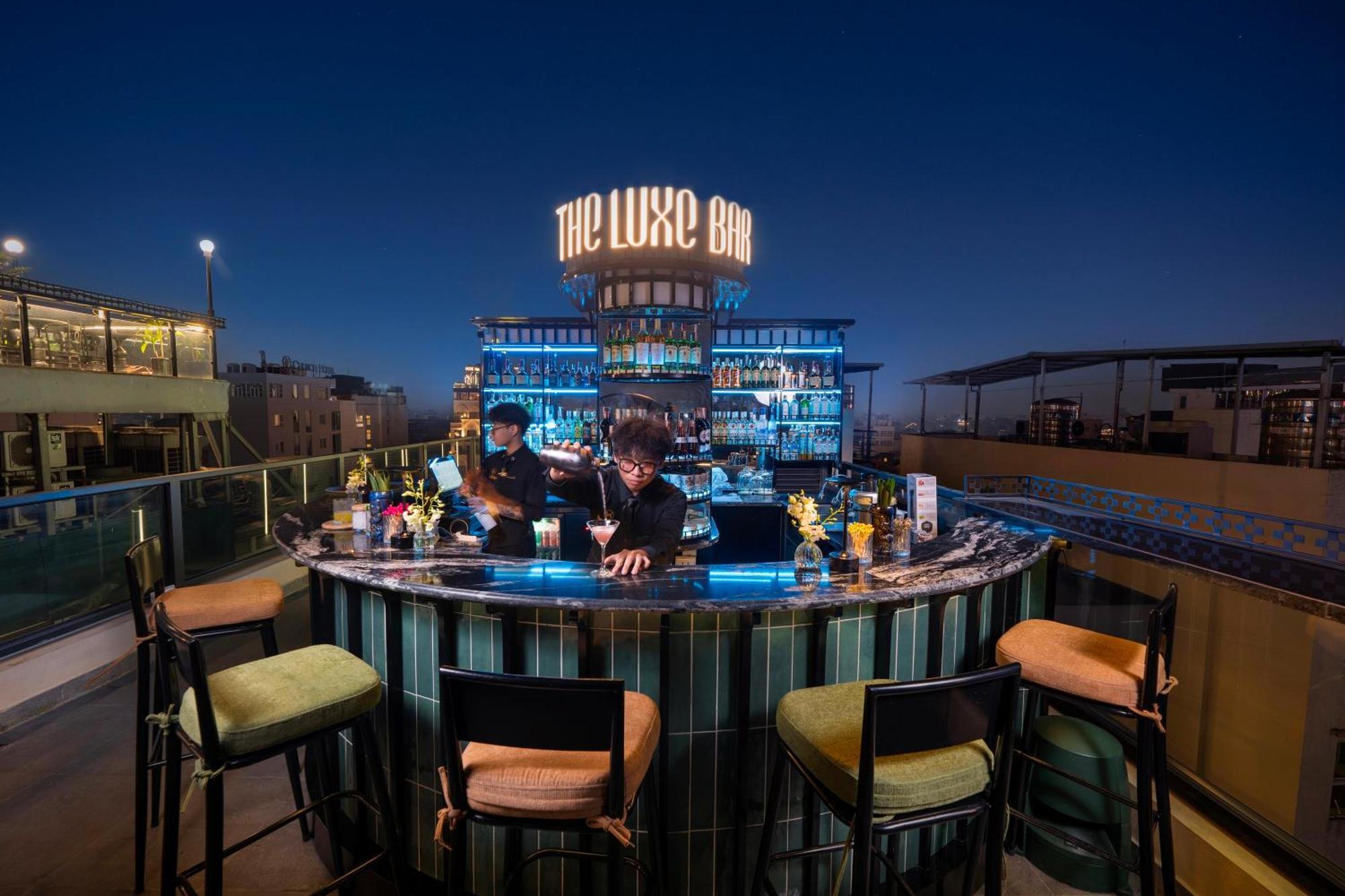 Le Premier Hotel & Rooftop Bar Hanoj Exteriér fotografie